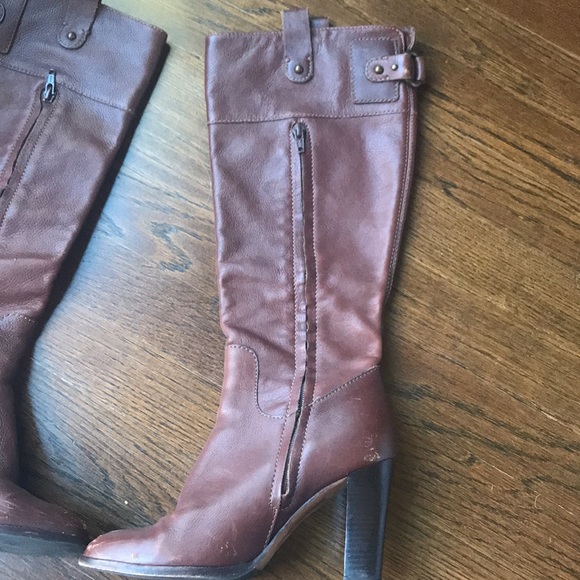 Banana Republic Heeled Leather Boots - Picture 10 of 12